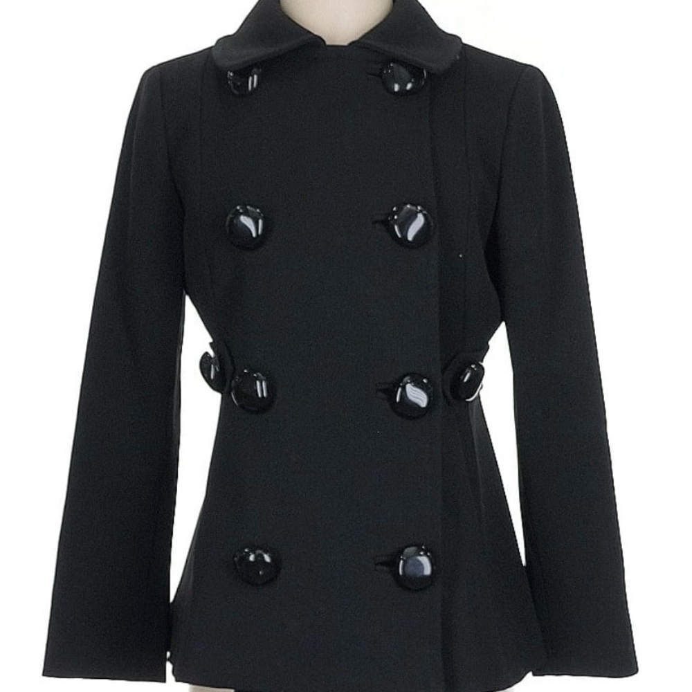 Carlisle size 6 98% black wool jacket with large black buttons.